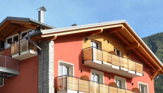 Hotel Gran Vacanze Rooms & Apartments 디마로 외부 사진