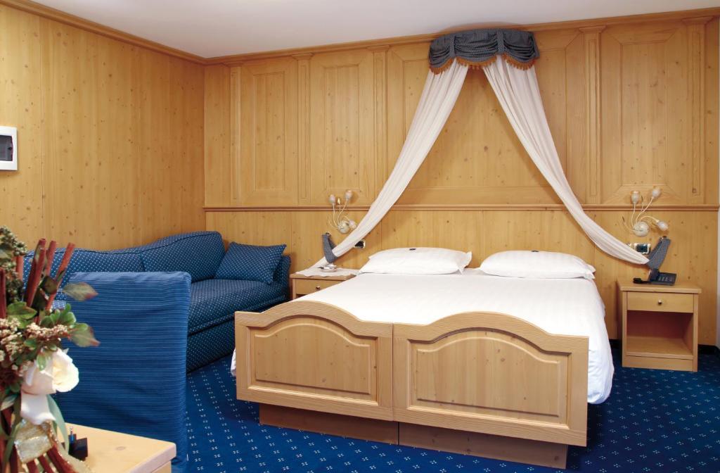 Hotel Gran Vacanze Rooms & Apartments 디마로 외부 사진