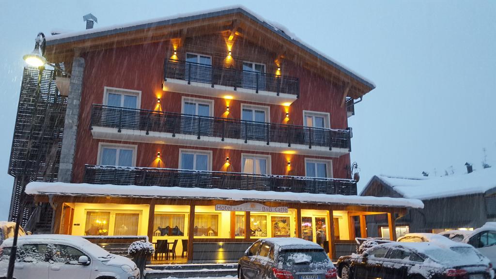 Hotel Gran Vacanze Rooms & Apartments 디마로 외부 사진